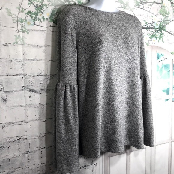 Zara Gray Knit Flute/Bell Sleeve Sweater Sz Small - Picture 5 of 8